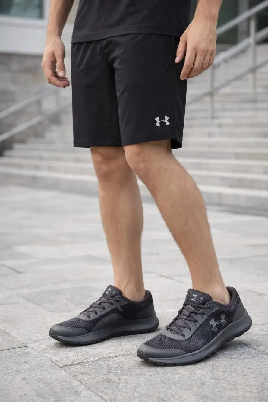 Under Armour Mens UA Surge 3 Running Shoes Cross Training Blackout Sz 10.5 New